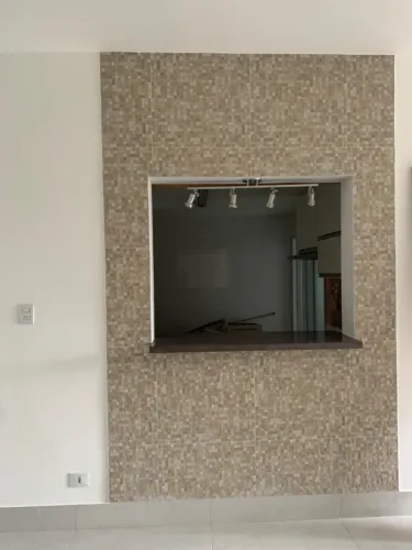 Lindo apartamento em Corumbá, 3 quartos, 2 banheiros, cozinha americana, B. Universitário