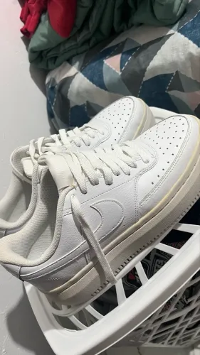 Tênis Nike  COURT VISION ALTA seminovo