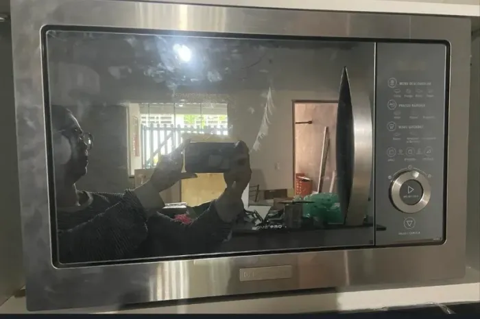 Microondas de embutir Electrolux