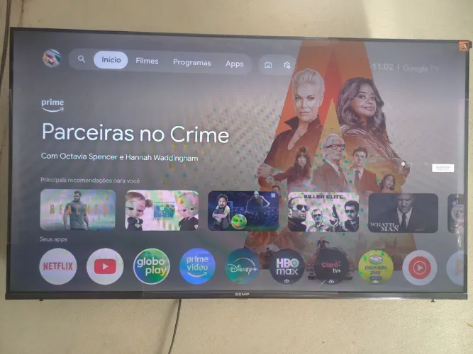 Vendo uma TV smart 43 polegada contato *27
