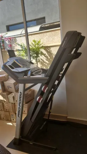 Vendo esteira eletrica semi profissional