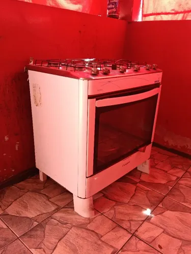 Vende-se fogão 5 bocas automático