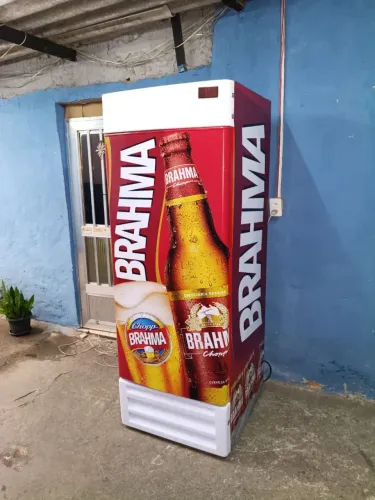 Cervejeira expositora Brahma 560 litros entrega