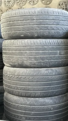 Vendo 4 pneus 225/40/18