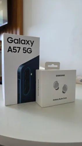Samsung Galaxy A57 [Novo/Lacrado] + Oportunidade de Combo com Fone Buds!