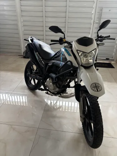 Bros 160 