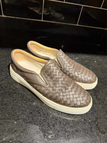 Bottega veneta slip on