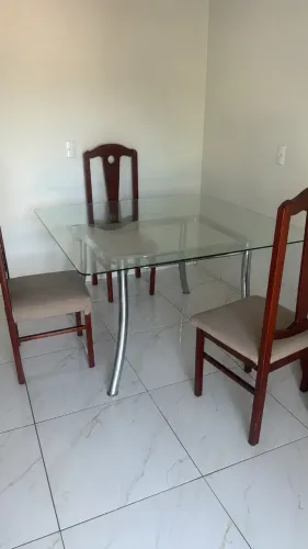 Mesa de vidro 4 lugares