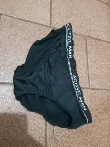 Cueca slip preta P