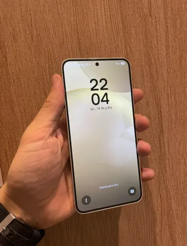Samsung S24