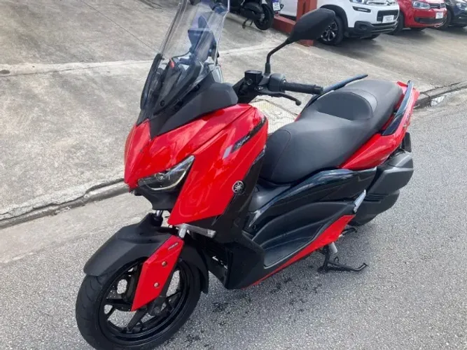 Yamaha X Max 250 ABS c/ 8.000 km 2024