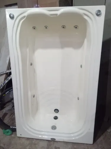 Banheira de hidromassagem  marca ouro fino