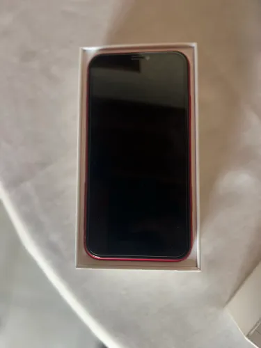 IPHONE 11 COM CAIXA 