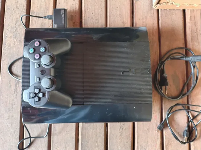 PlayStation 3 Super Slim 250GB Desbloqueado + Controle + Adaptador PS3 para HDMI