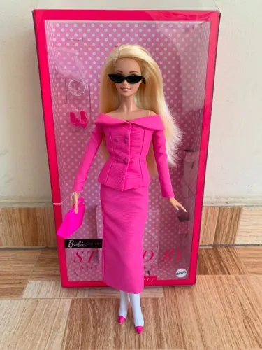 Boneca Barbie Signature Styled By Andrew Mukamal 