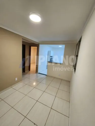 Locação de Apartamentos / Padrão na cidade de São Carlos