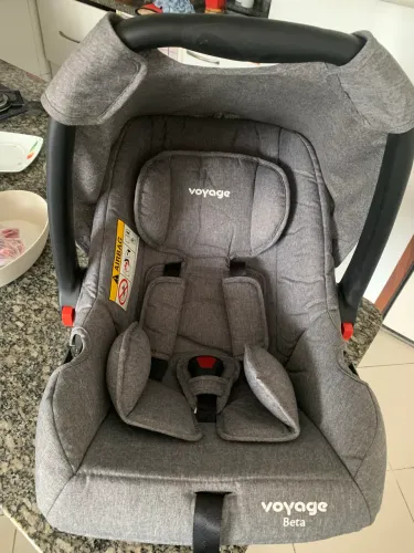 Bebê Conforto Voyage Beta Cinza com Capota e Redutor - Excelente Estado