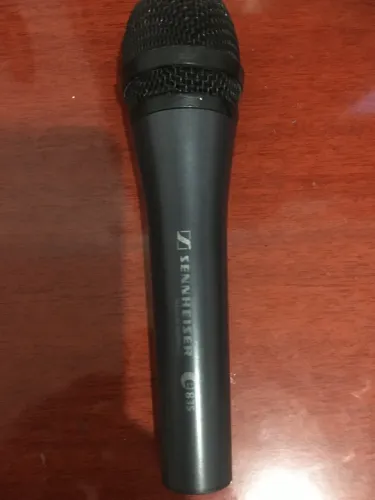 Microfone sennheiser e835