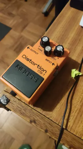 Pedal Boss Distortion Ds-1