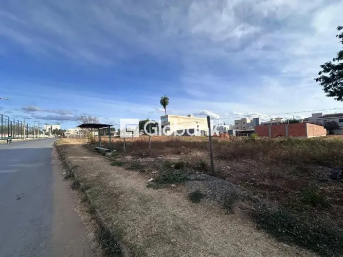 Lote à venda em Vila Brasília com 293,75m²