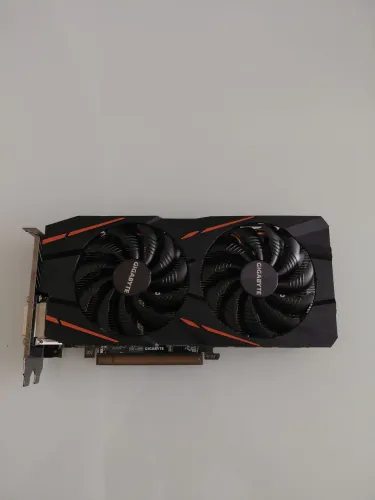 Placa de video Gigabyte RX580 4Gb