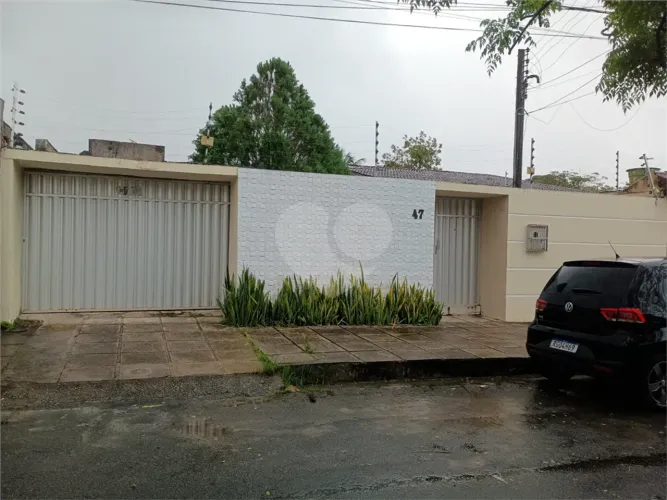 Casa com 3 quartos à venda ou para locação em Jardim petrópolis - AL