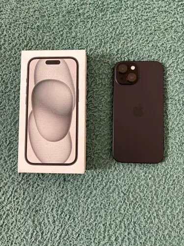 iPhone 15 na garantia até 2027