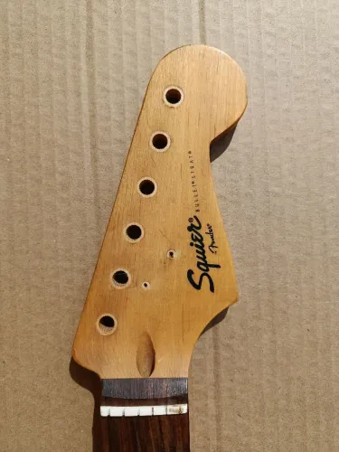 Braço de guitarra original, Squier by Fender, Stratocaster. Instrumento