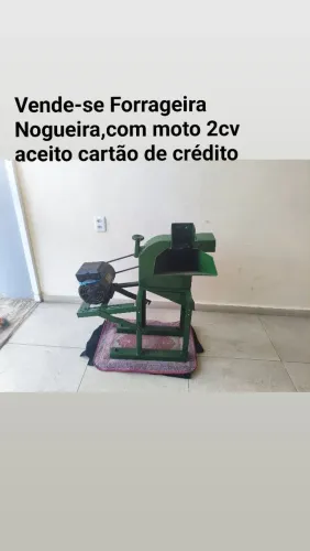 Forrageira Nogueira Jr, com motor 2 CV 