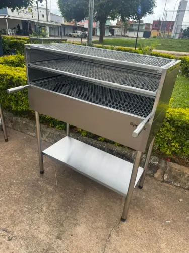 Churrasqueira Inox.