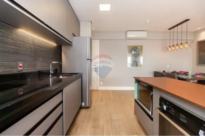 Apartamento no Tatuapé com 2 Suítes, Sacada e Lazer de Clube