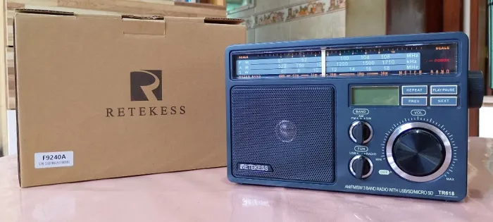 Rádio RETEKESS TR618