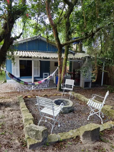 Casa em Guarda do Embaú - Palhoça