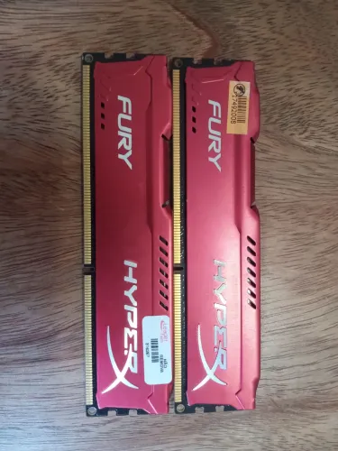 8gb de ram hyperx DDR3 2x4GB