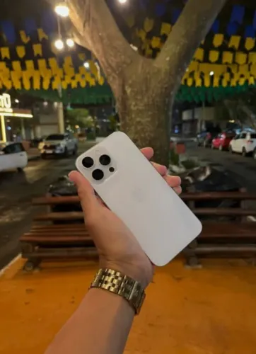 iPhone 16 Pro Max Branco 256 GB 6 meses de garantia