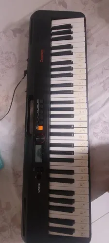 Teclado Cássio Cassiotone CT-S195 digital