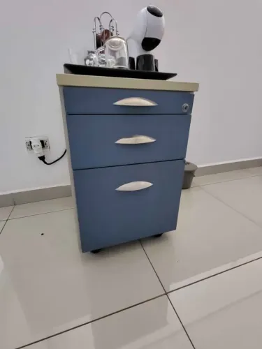 Gaveteiro de Escritório 3 Gavetas com Rodízios