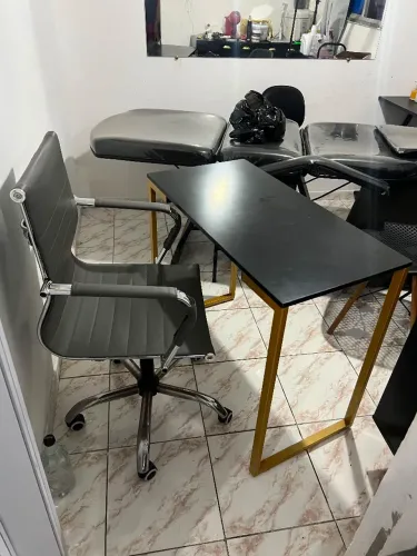 Mesa + cadeira