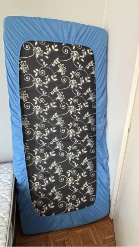 Colchão de solteiro em ótimo estado 