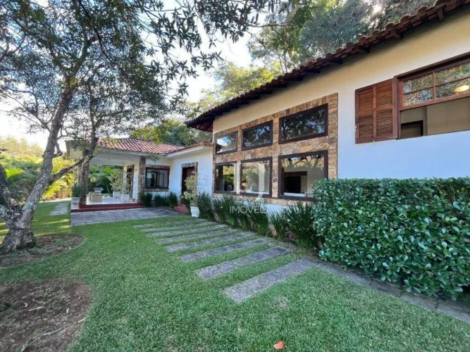 Casa à venda em Secretário, com excelente localização, 3 suítes, 146 m² por R$ 1.200.000 -