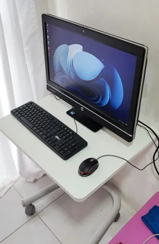 ALL in one Hp elite 8300 computador monitor