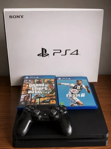 PS4 Slim 1TB - Versão 13.52 + 2 jogos Originais