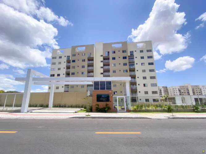 Apartamento para 1ª locação com varanda no Antônio Bezerra