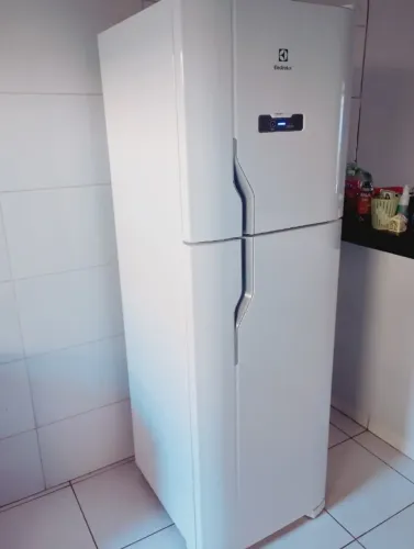 Geladeira Electrolux Frost Free 400L