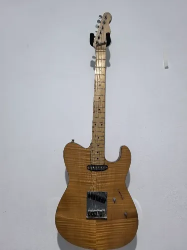 Guitarra telecaster