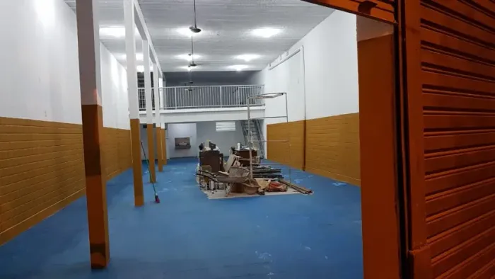 Raridade! Loja/ Galpão/ Depósito com Apto no Engenho Novo