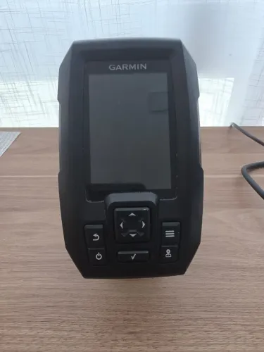 Gps e sonar Garmin striker 4