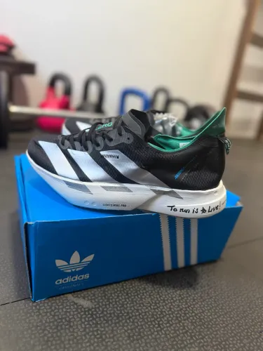 ADIZERO ADIOS PRO 4