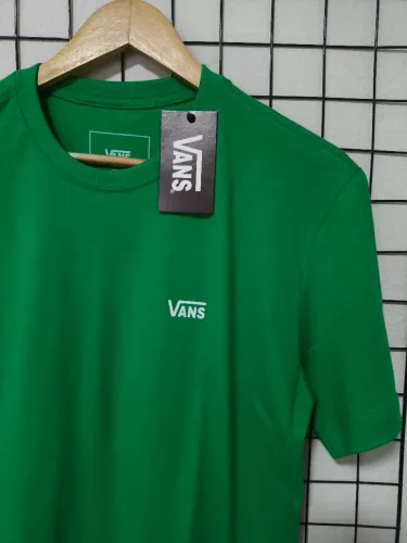 Camiseta Vans Tam M (Algodão Premium)