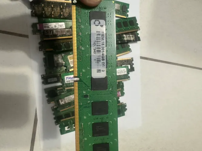 Memórias e processadores